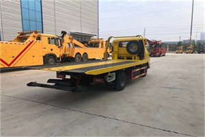 正宁非事故拖车