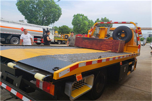 正宁附近拖车电话号码服务